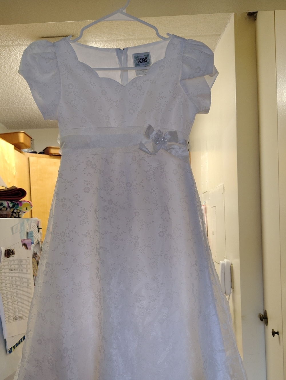 Elegant White Floral Lace Girls' Formal Dress with Bow Waist